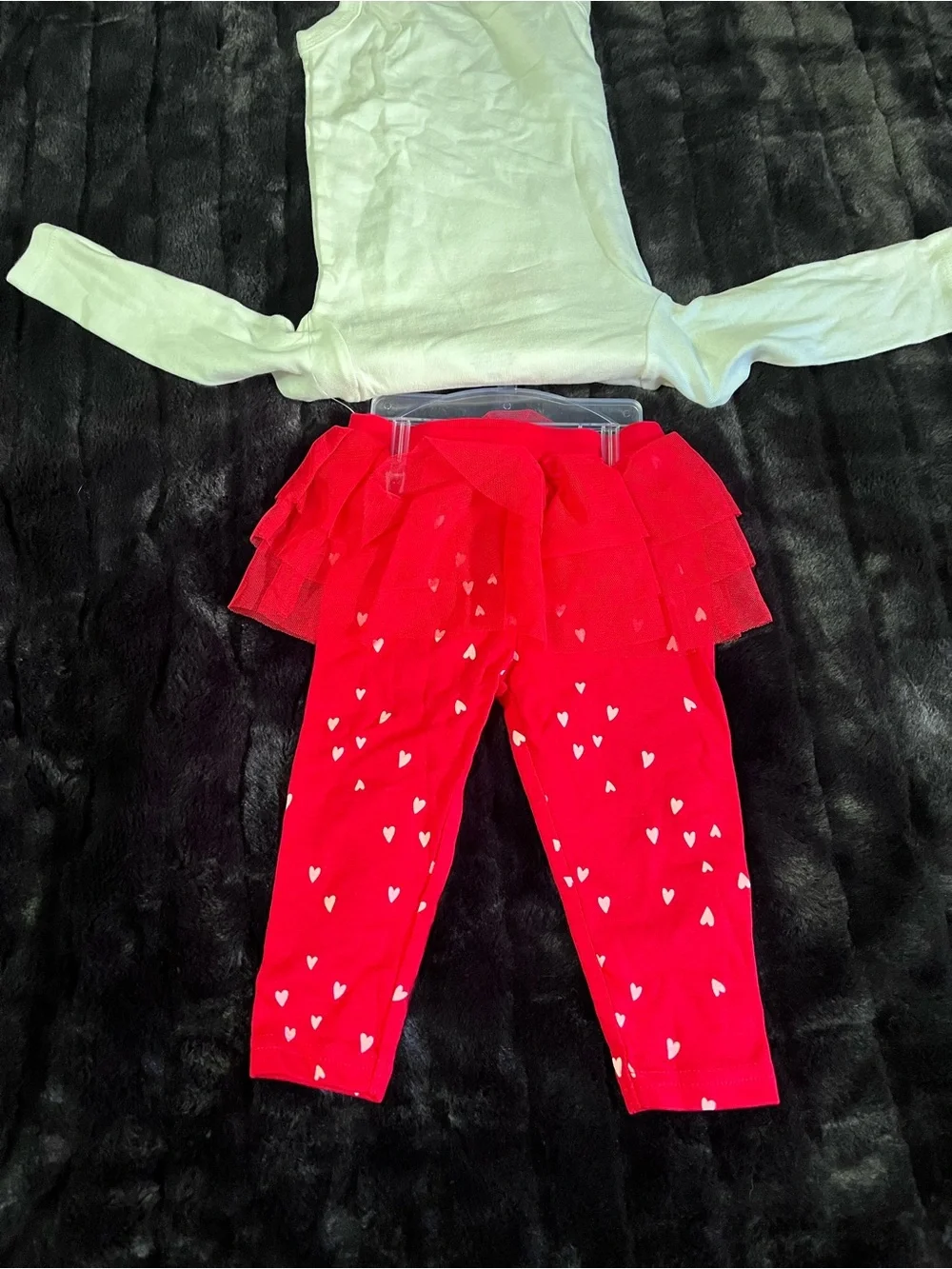 Carter’s Girls Onsie & Pants Set Size 9m NWT